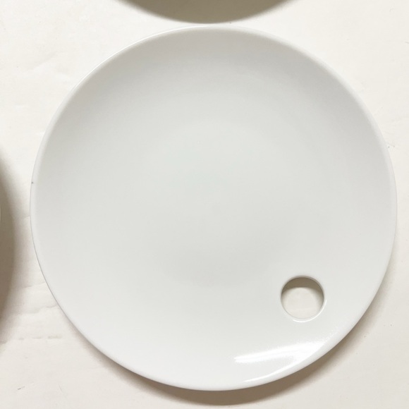 Crate & Barrel White Porcelain 6" Loop Plate Appetizer Plate with Hole Set of 4 - Picture 4 of 7